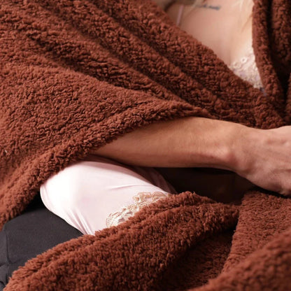 Loveblanket - The Waterproof Cuddle Blanket